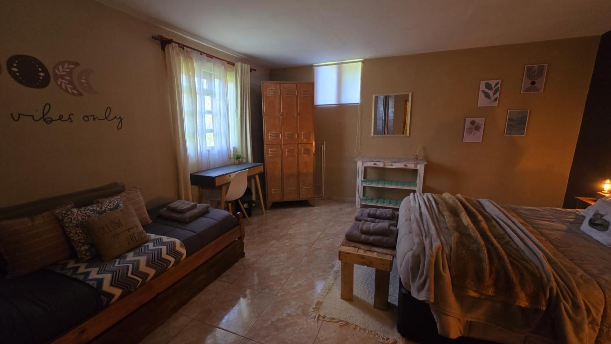 Hostel Del Lago, Habitaciones Privadas Y Cabanas El Chalten Exteriér fotografie
