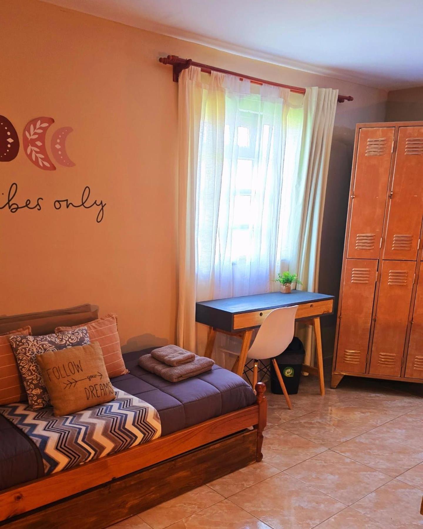 Hostel Del Lago, Habitaciones Privadas Y Cabanas El Chalten Exteriér fotografie